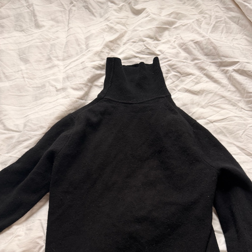 Alpaca Wool Black Women's Turtleneck Sweater - Picture 3 of 4